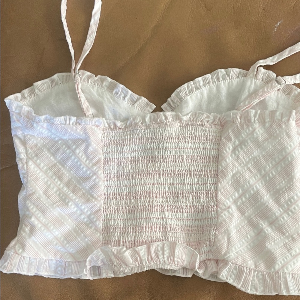 Forever 21 White Ruffled Crop Top - Picture 3 of 4